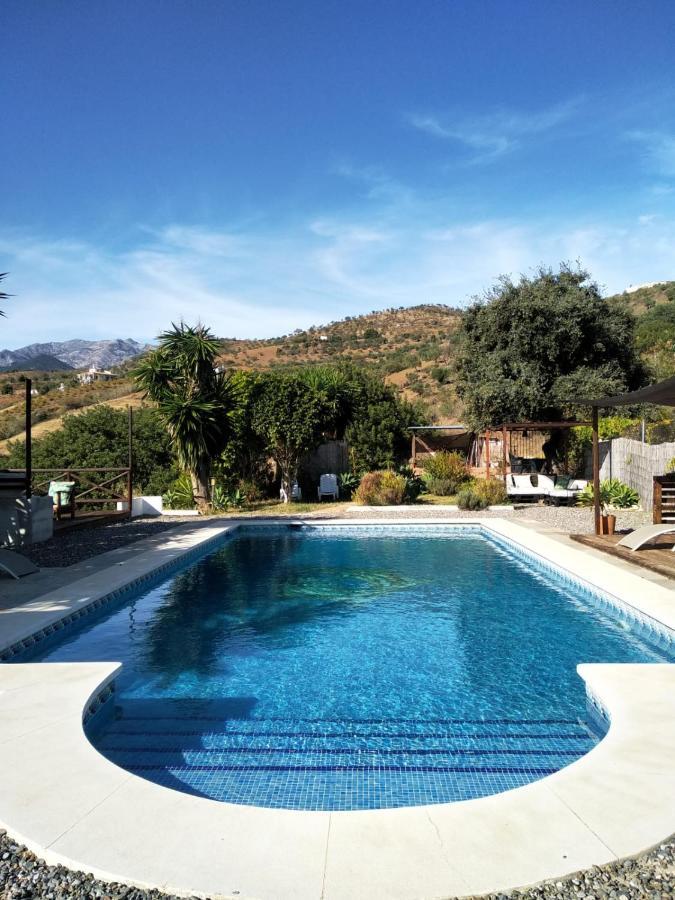The African House Tolox Luaran gambar