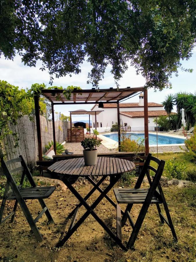 The African House Tolox Luaran gambar