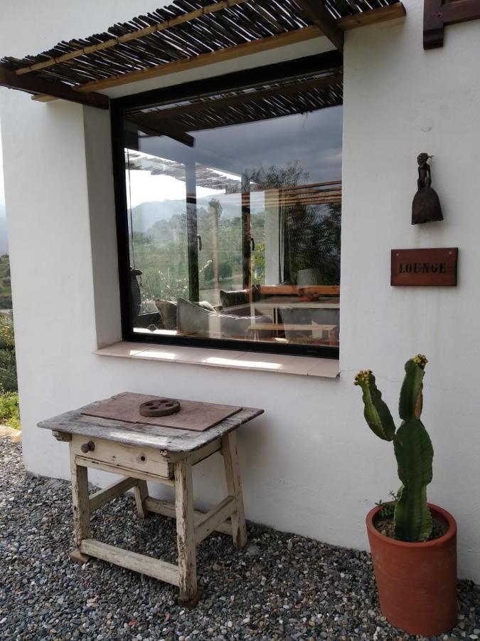 The African House Tolox Luaran gambar