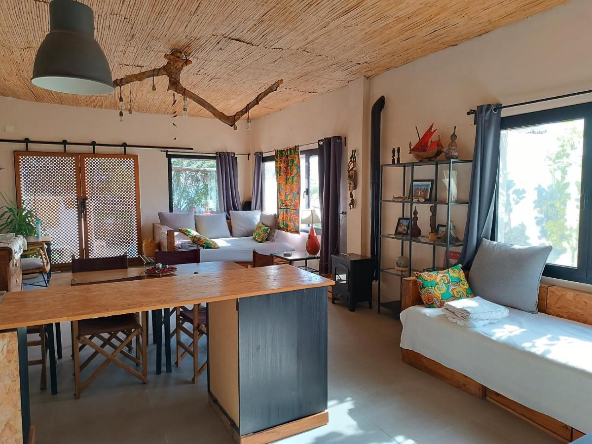The African House Tolox Luaran gambar